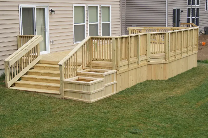 Custom Decks and Porches